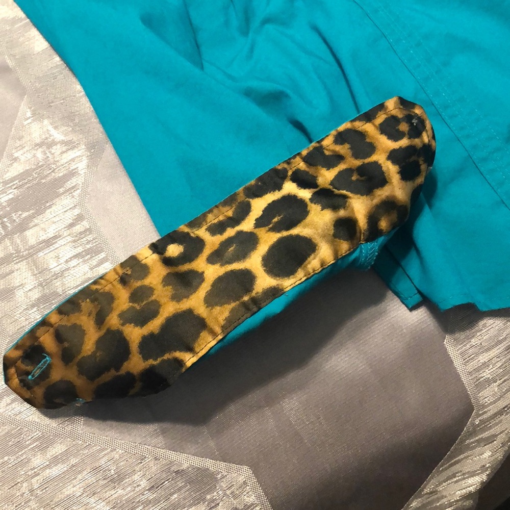 Express Essential button down - Picture 3 of 4